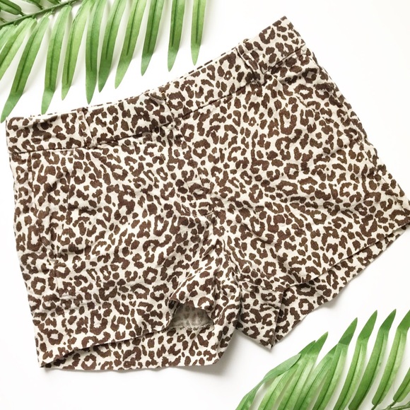 J. Crew Pants - J. Crew - 100% Linen Shorts “Safari Cat” Print